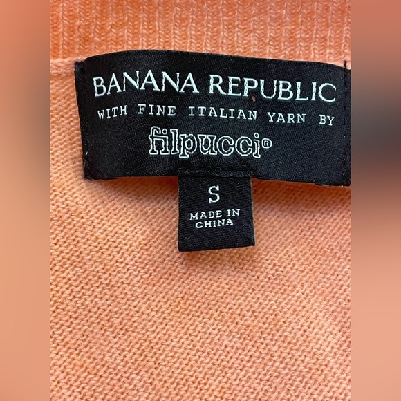 Banana Republic 100% Cashmere V-Neck Sweater Small - Picture 7 of 8